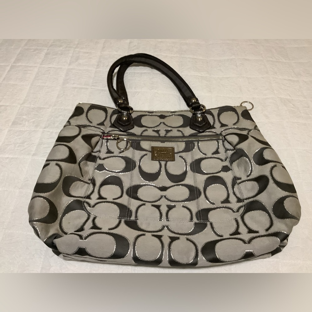 Coach Poppy Signature canvas Tote Handbag